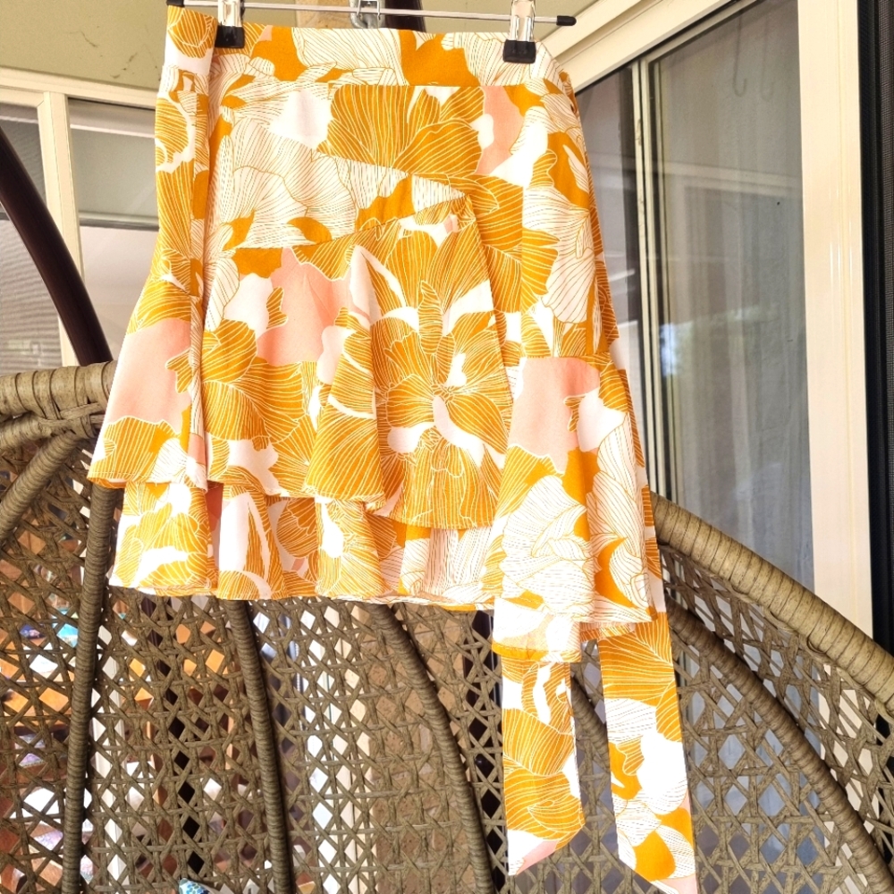 Jaase BNWT Short Skirt Size Extra Small - Picture 1 of 4